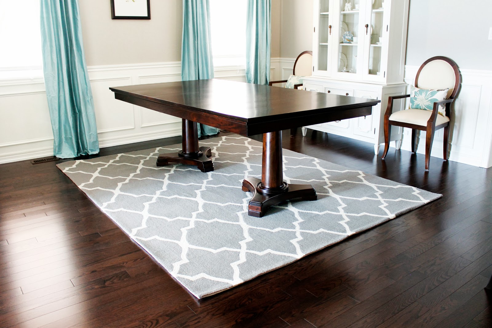 modern-dining-room-rug-on-endearing-dining-room-carpet-ideas