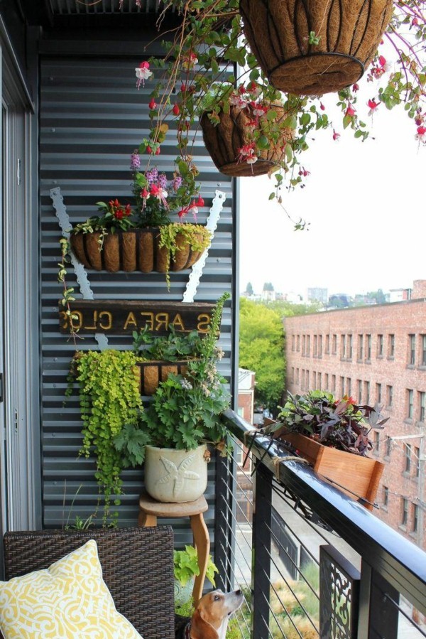 wonderful-deco-balcony-with-lots-of-green-plants