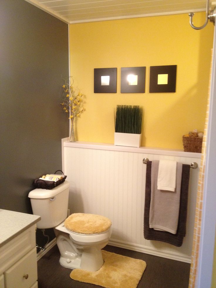 Awesome Yellow Bathrooms