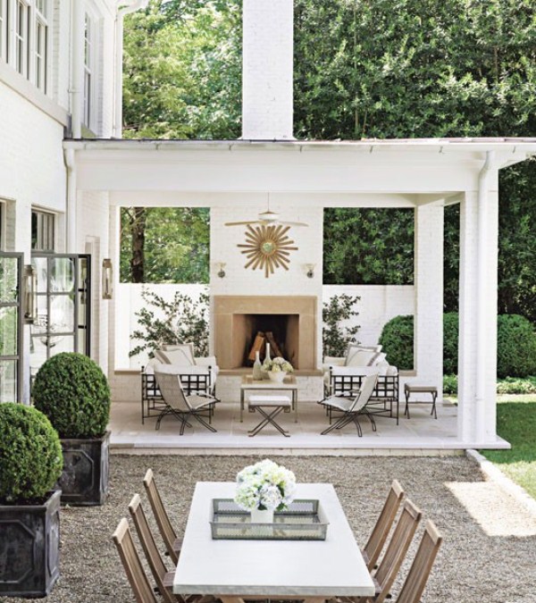 Beautiful Outdoor Dining Spaces