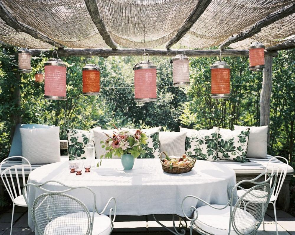 Classy And Unique Outdoor Dining Ideas