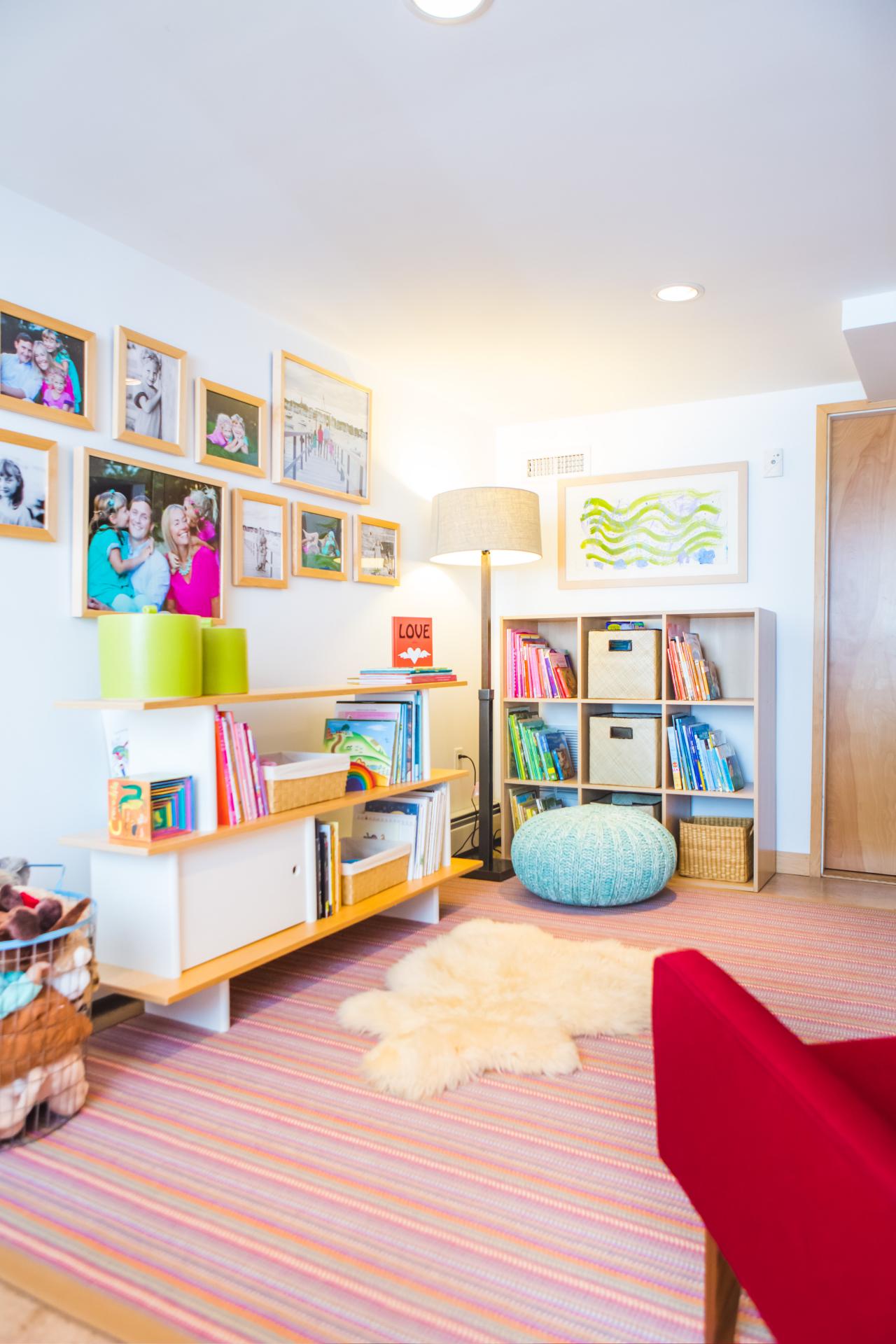 Colorful-Midcentury-Kids-Room-Design