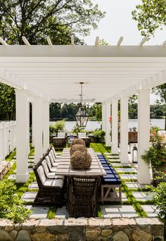 Fabulous Outdoor Dining Spaces