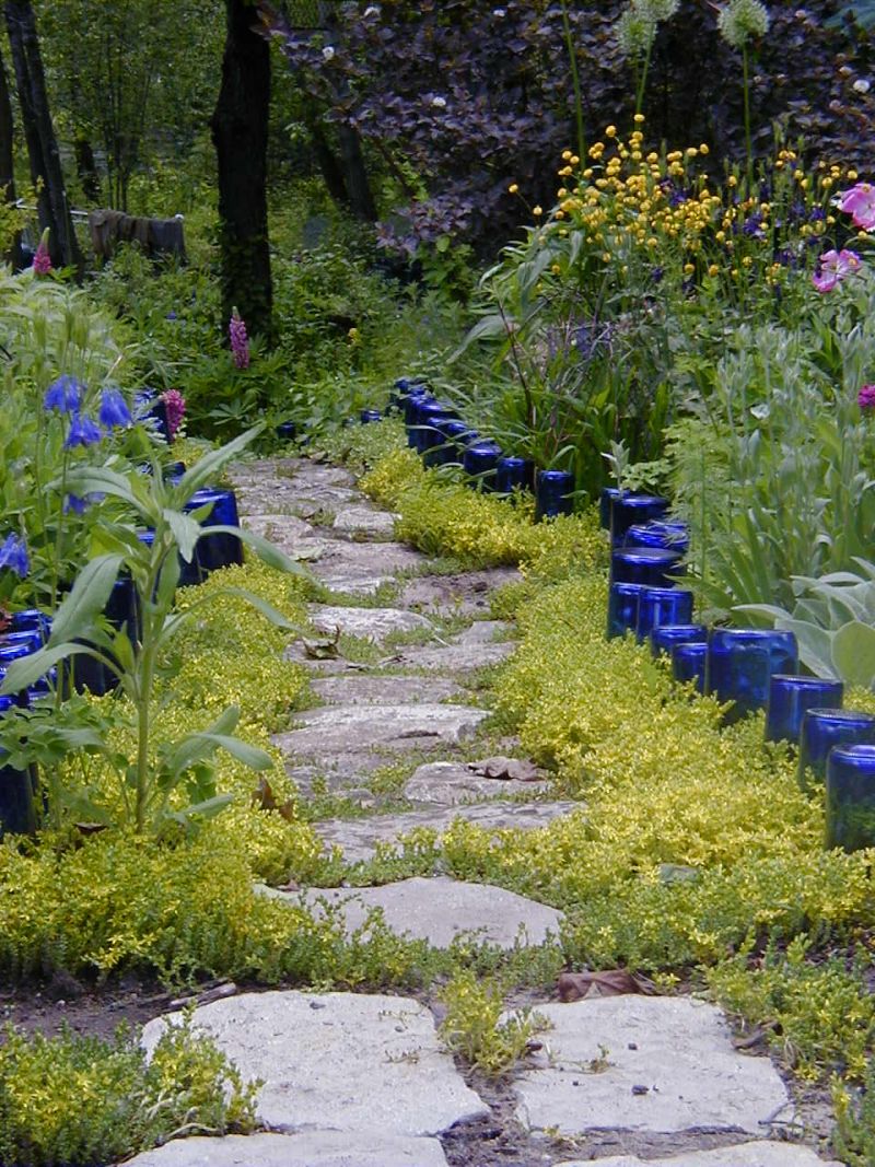 Garden-Pathway-Decor-Ideas