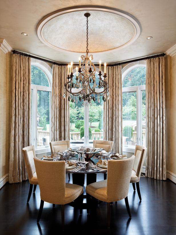 Gorgeous Transitional Dining Room