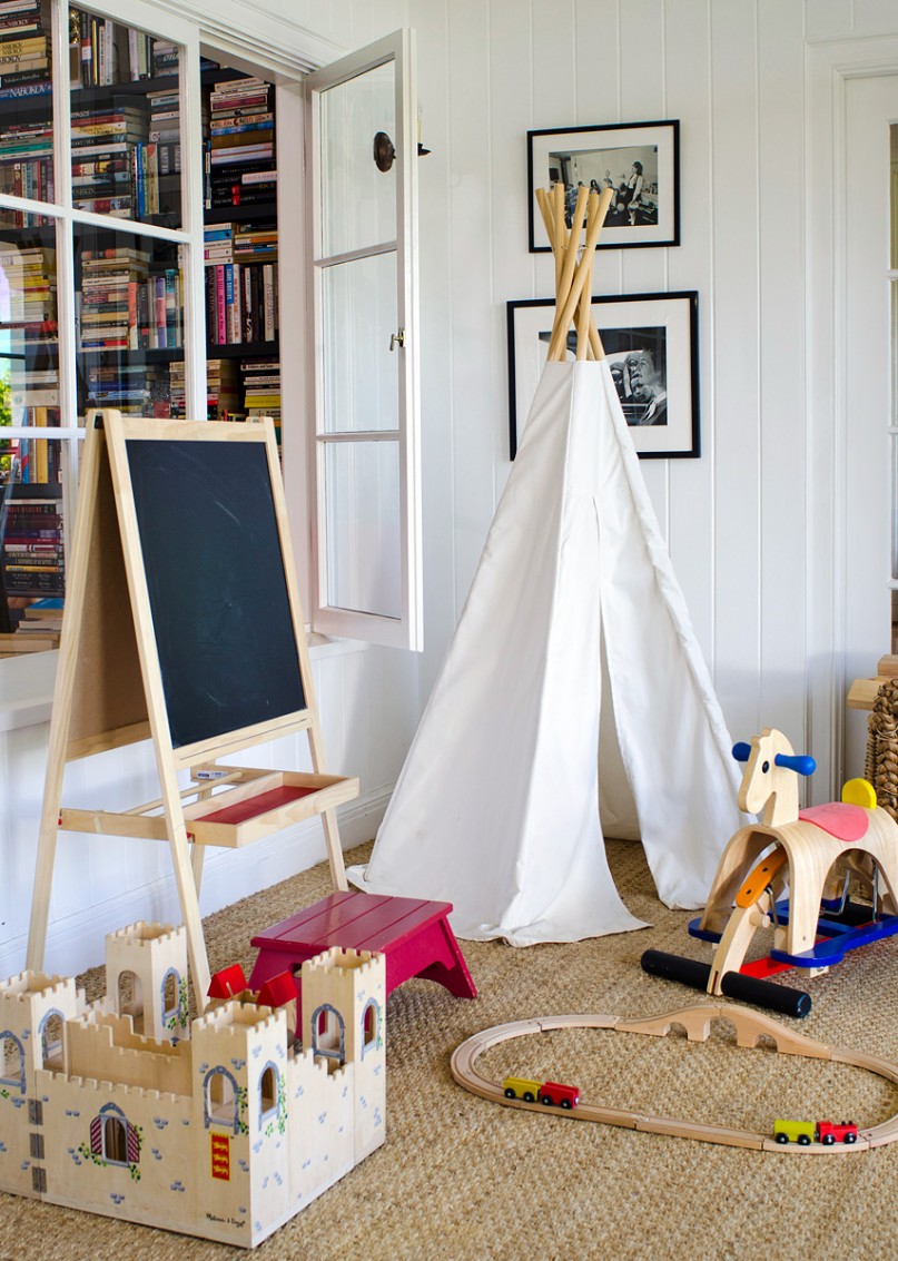 Inspiring-Victorian-Kids-Room-Design
