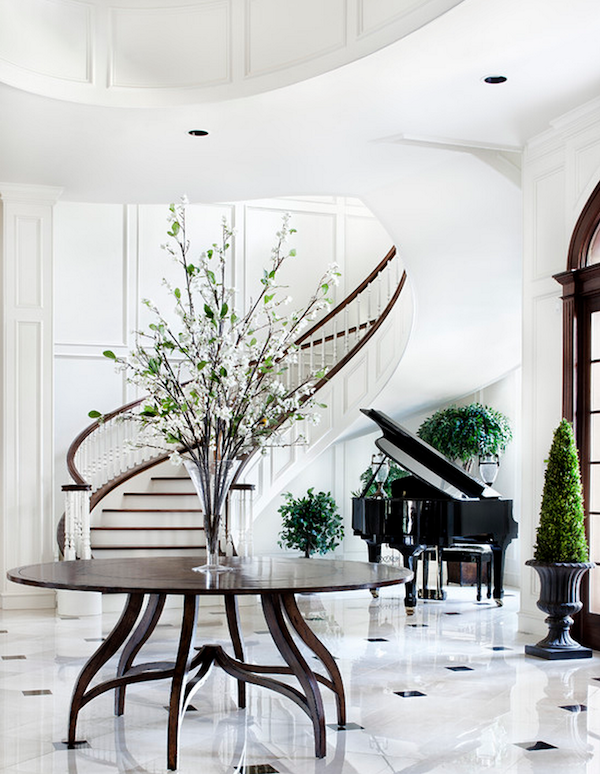 Luxury-Foyer-Decorating-And-Design
