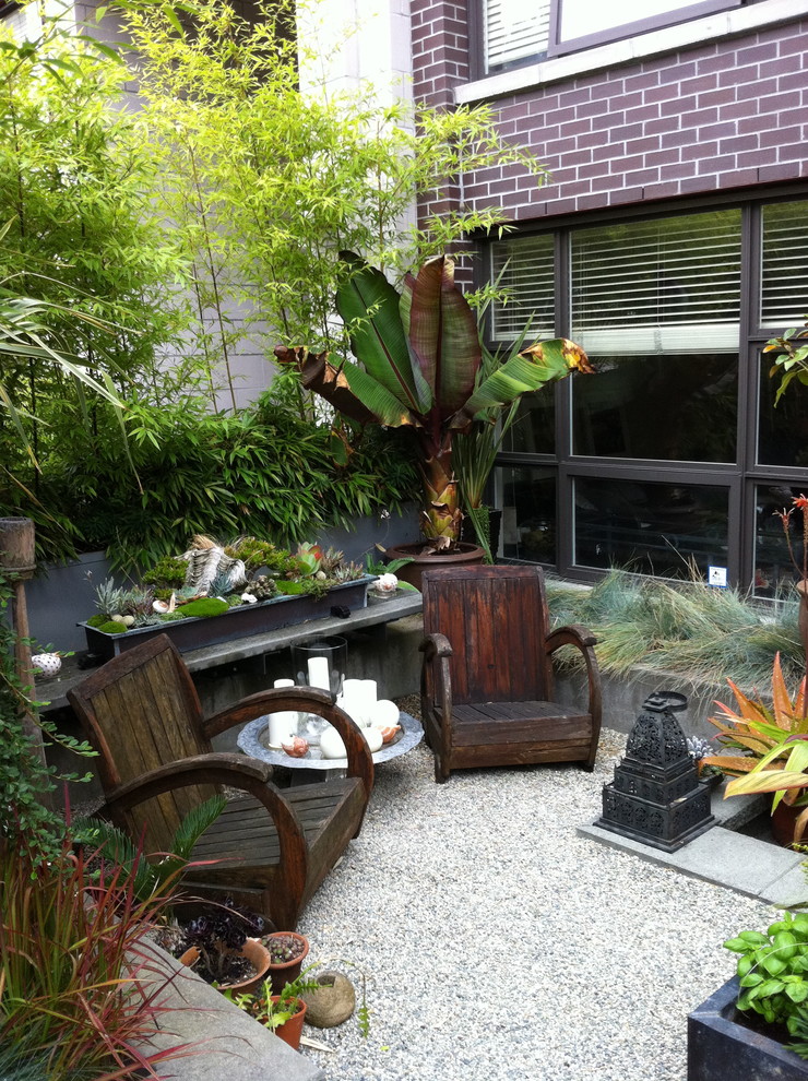 Modern-Outdoor-Tropical-Garden-Design