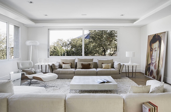 Modern-minimalist-living-room-in-pristine-white