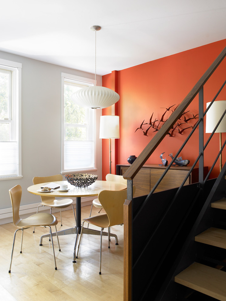 Orange-Accent-Tropical-Dining-Room-Design