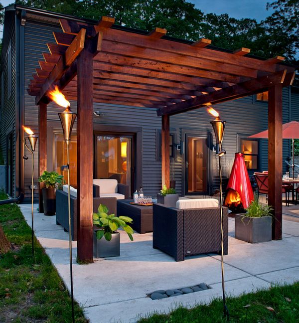 Snazzy-pergola-has-a-Medieval-charm-thanks-to-the-fiery-additions