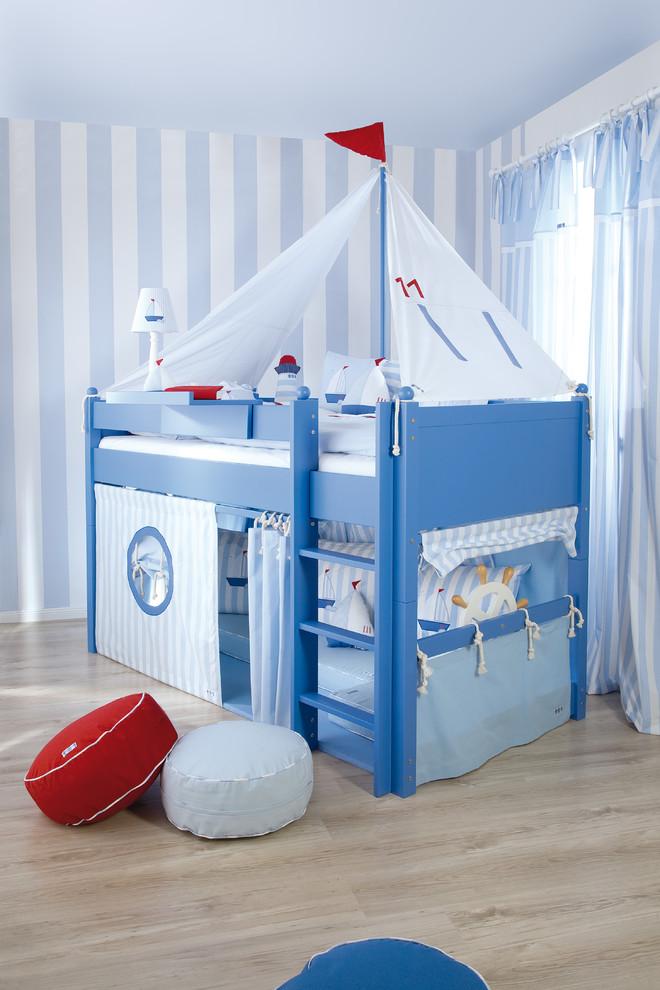 blue-Mediterranean-Kids-Room-Design