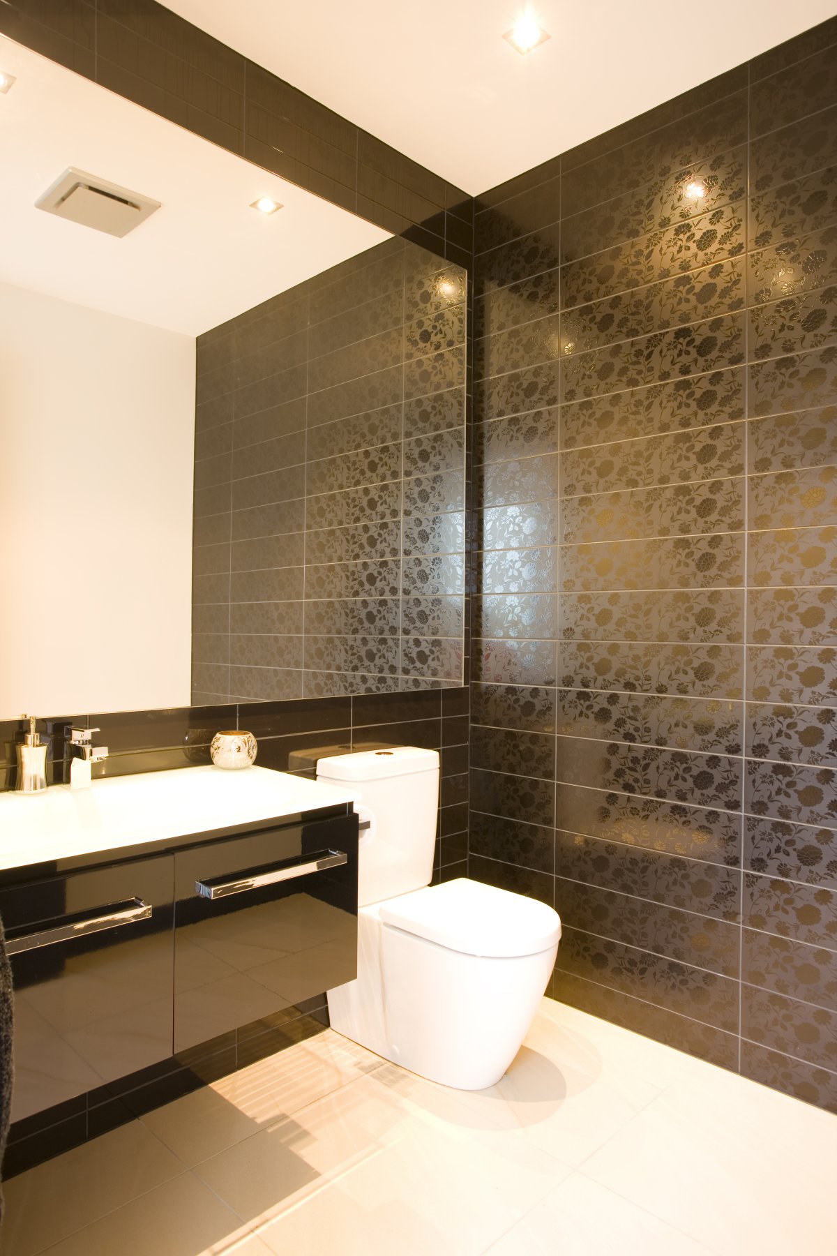 Amazing Modern Luxury Bathroom Designs