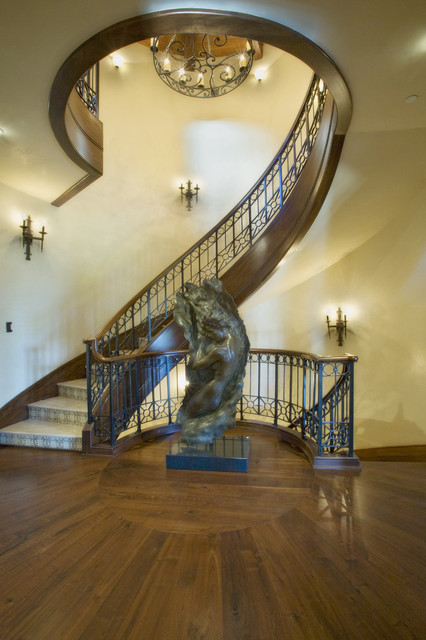 Beautiful Mediterranean Staircase Design
