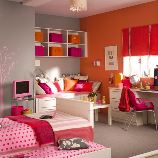 Colorful Teenage Girls Bedroom