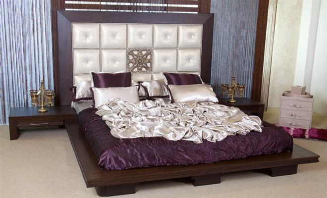 Designer-Bedroom-Set-With-well-Purple-Themed-Bedroom-Set-Designs-At-Home-Best
