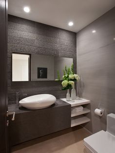Lovely Contemporary Bathroom Design