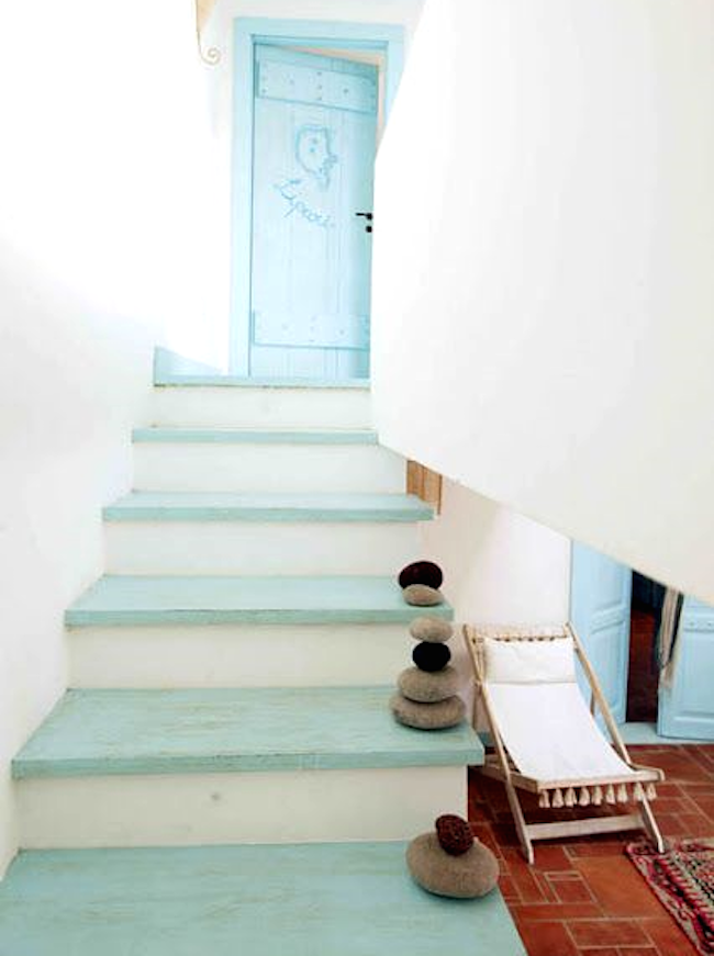 blue-staircase