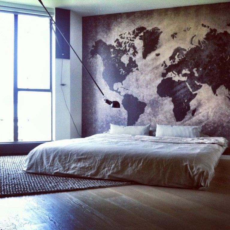 Map-Wall-Mural-In-the-Bedroom