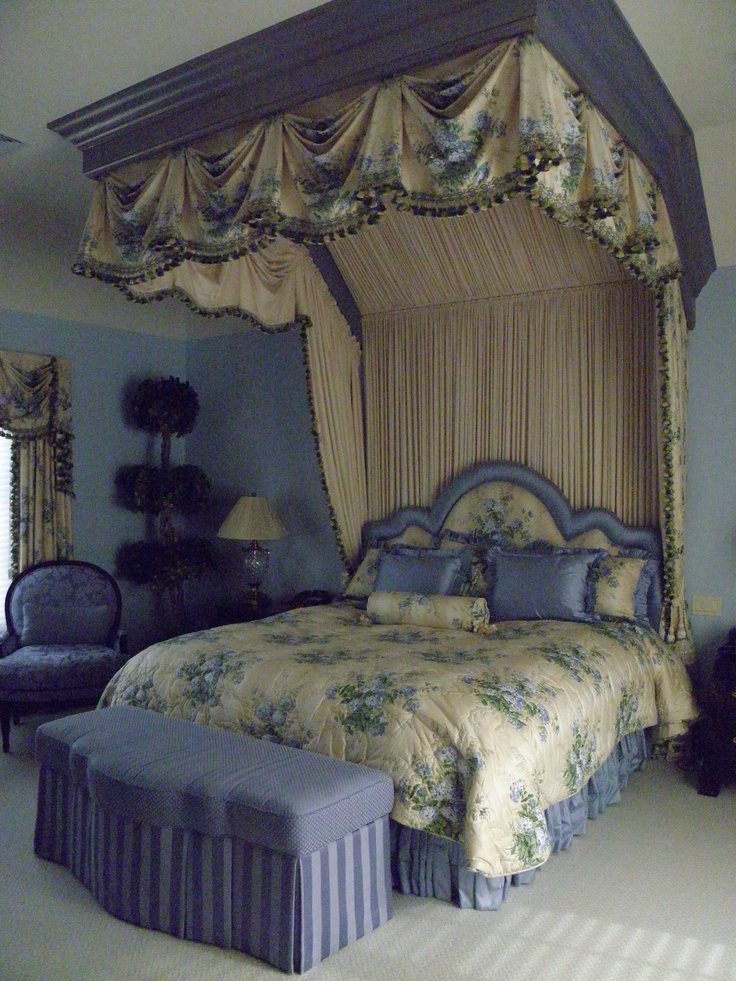 Country-French-Master-Bedroom-Design