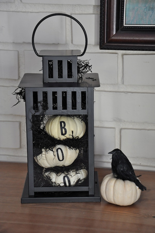 Black-and-White-Classy-Halloween-Decorations