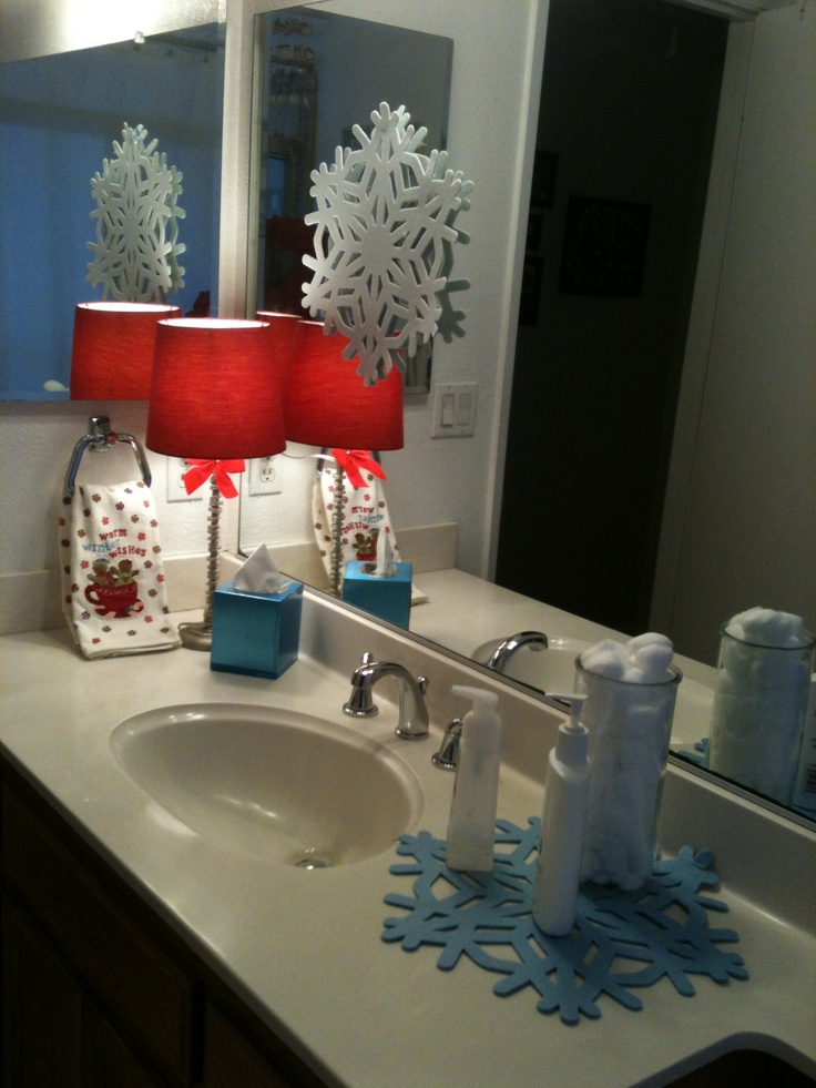 christmas-holiday-bathroom-decor-ideas