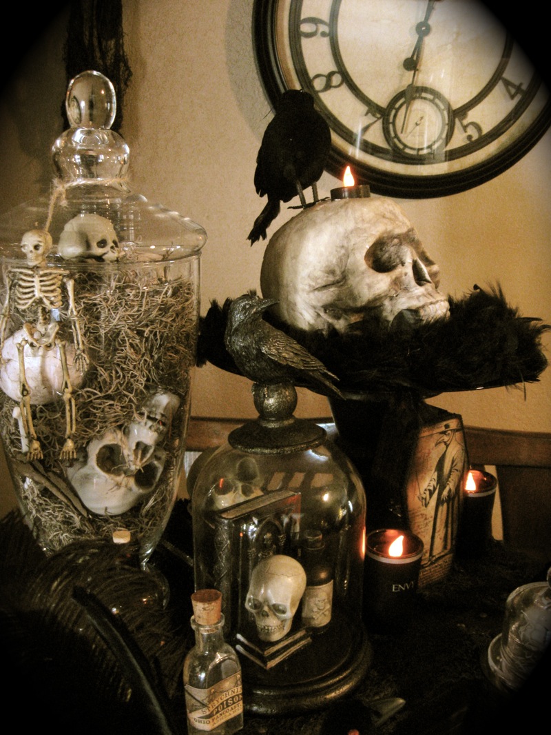 Classic-Halloween-Home-Decorations-2