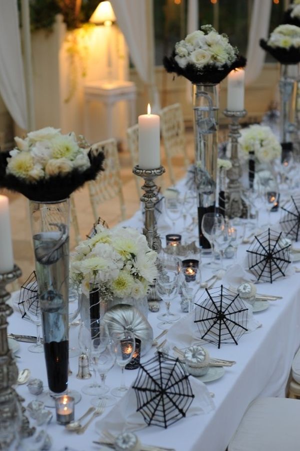 Classy-Halloween-Wedding-Table-Setting-Decorations