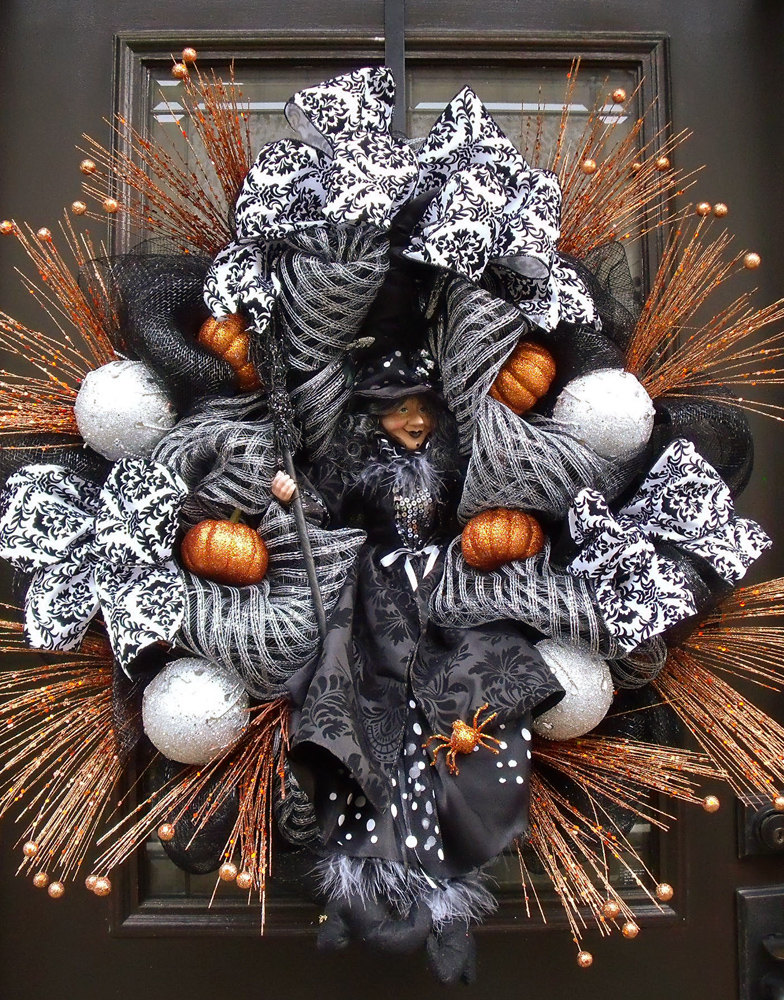 Classy-Halloween-Wreath-Decorations