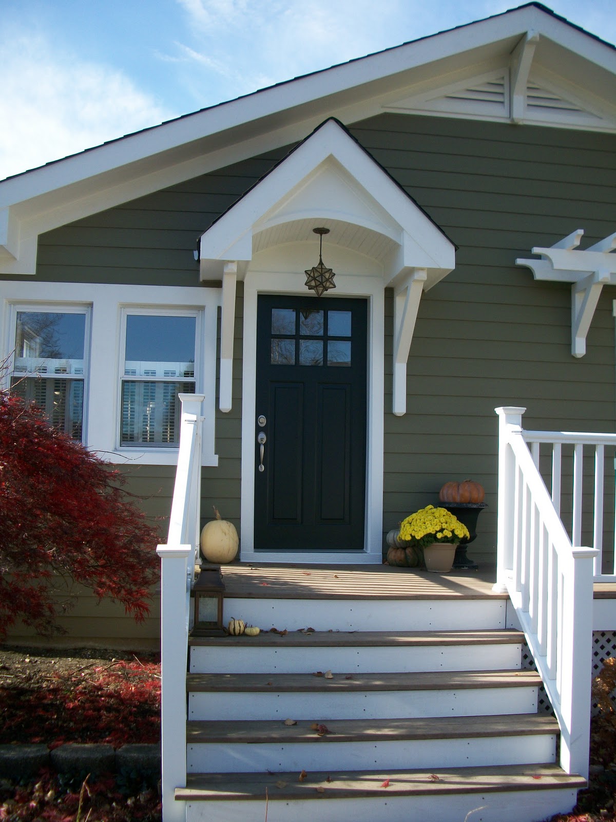 Front-Door-Roof-Craftsman-Exterior-Design