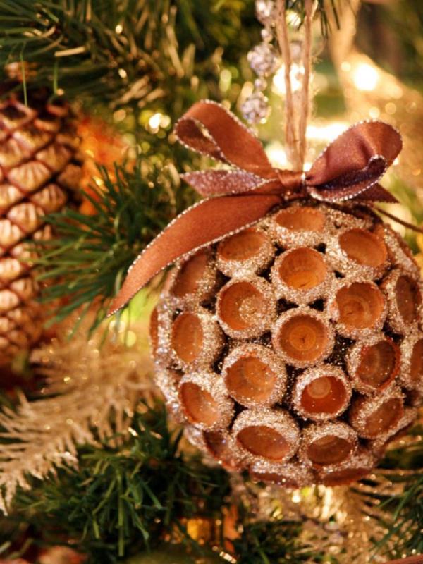 acorn-cap-christmas-ornament