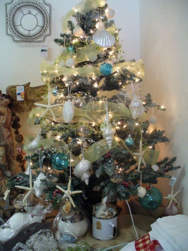 beach-themed-christmas-tree-decorations-ideas