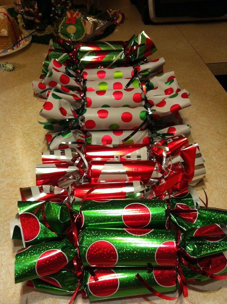 christmas-candy-party-favor-ideas