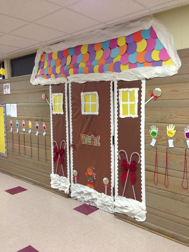 christmas-classroom-door-decoration-idea