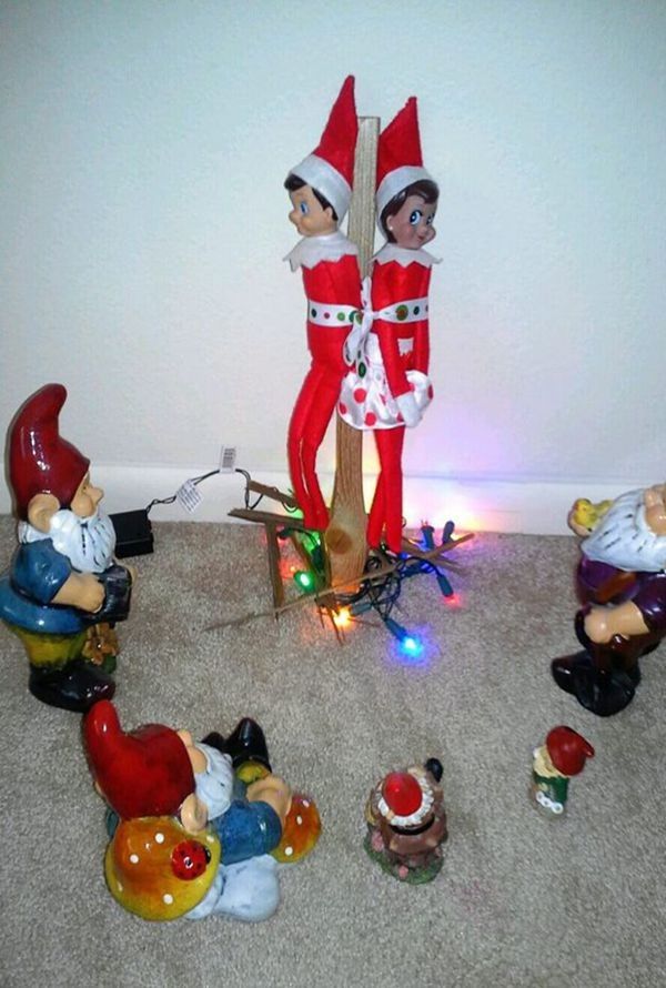 christmas-elf-on-a-shelf-ideas-for-kids