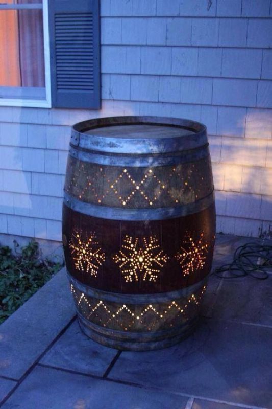 christmas-light-wine-barrel-porch