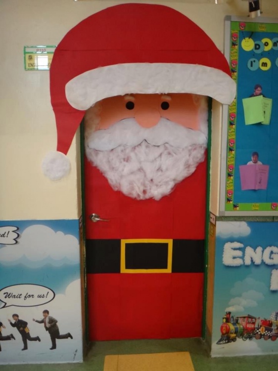 christmas-santa-door-decoration-ideas