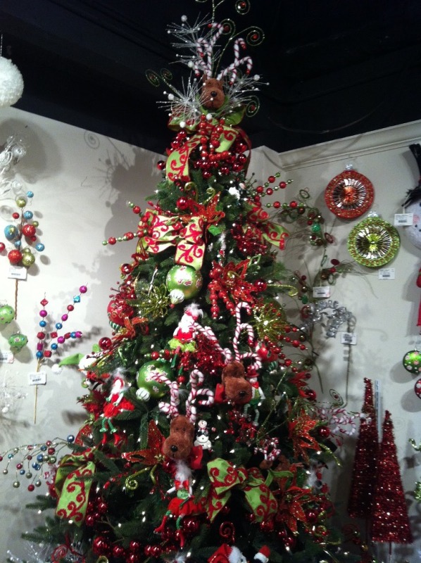 christmas-tree-decorating-ideas-with-diy-ornoments