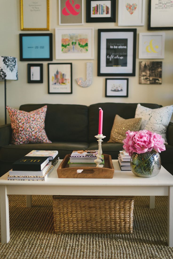 living-room-apartment-decorating-on-a-budget