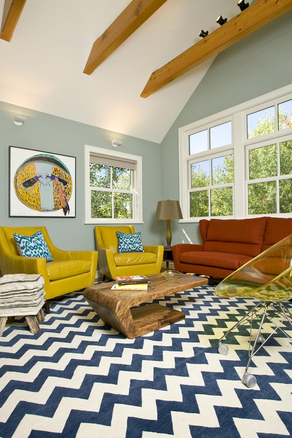 mustard-and-brown-living-room