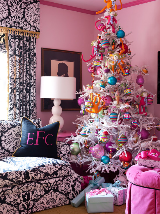 pink-christmas-living-room-decor-ideas