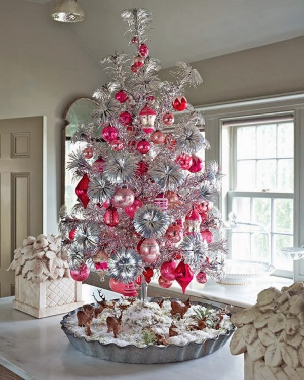 pink-and-silver-christmas-tree-decorations