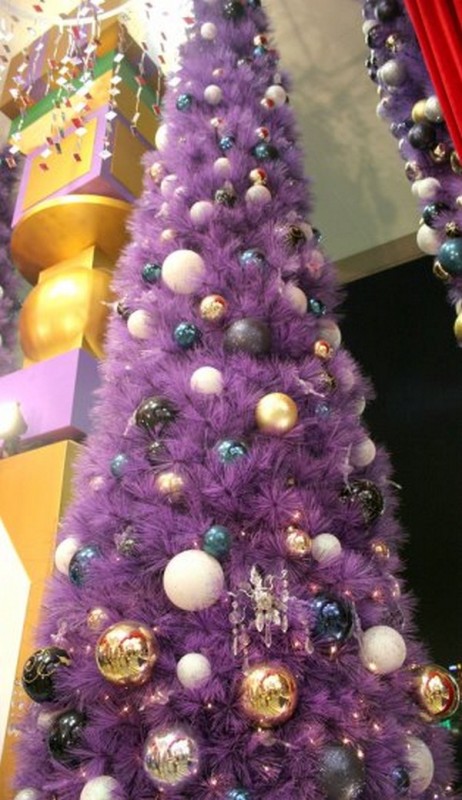 purple-christmas-tree-decorations