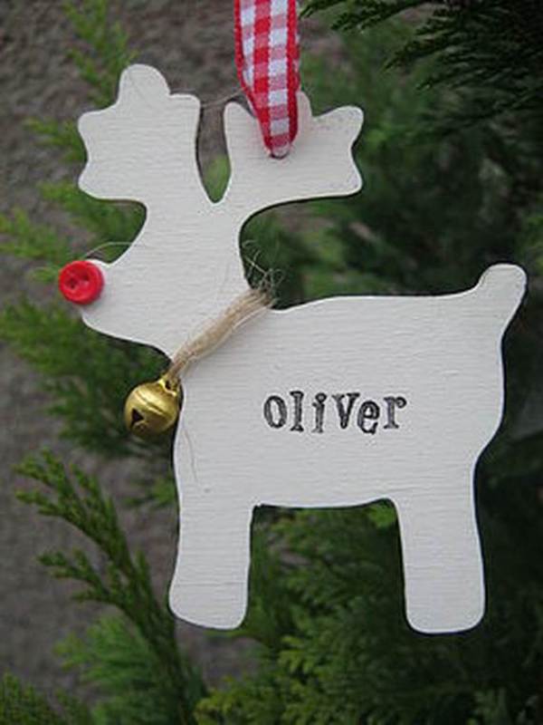 handmade-wooden-christmas-reindeer-decorations