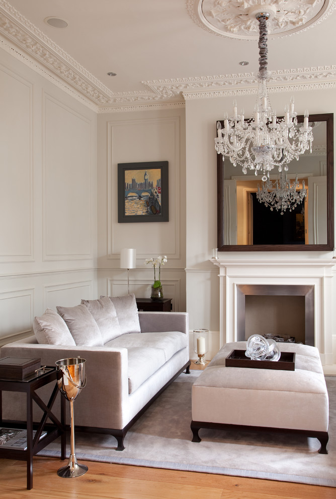 pretty-victorian-living-room-design