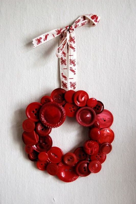 button-wreath-ornament