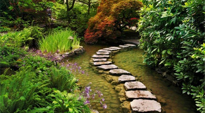 Innovative And Unique Garden Pathway Ideas - Interior Vogue