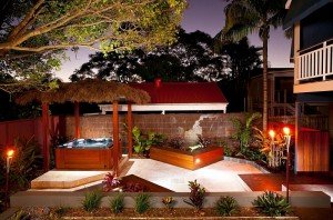 Splendid And Romantic Tropical Outdoor Design