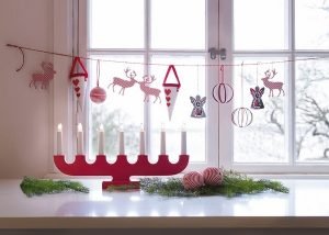 35 Outstanding Christmas Window Decorations ideas