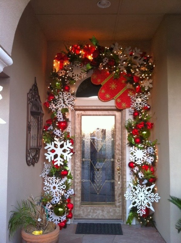40 Outstanding Coronas Christmas Decoration Ideas - Interior Vogue